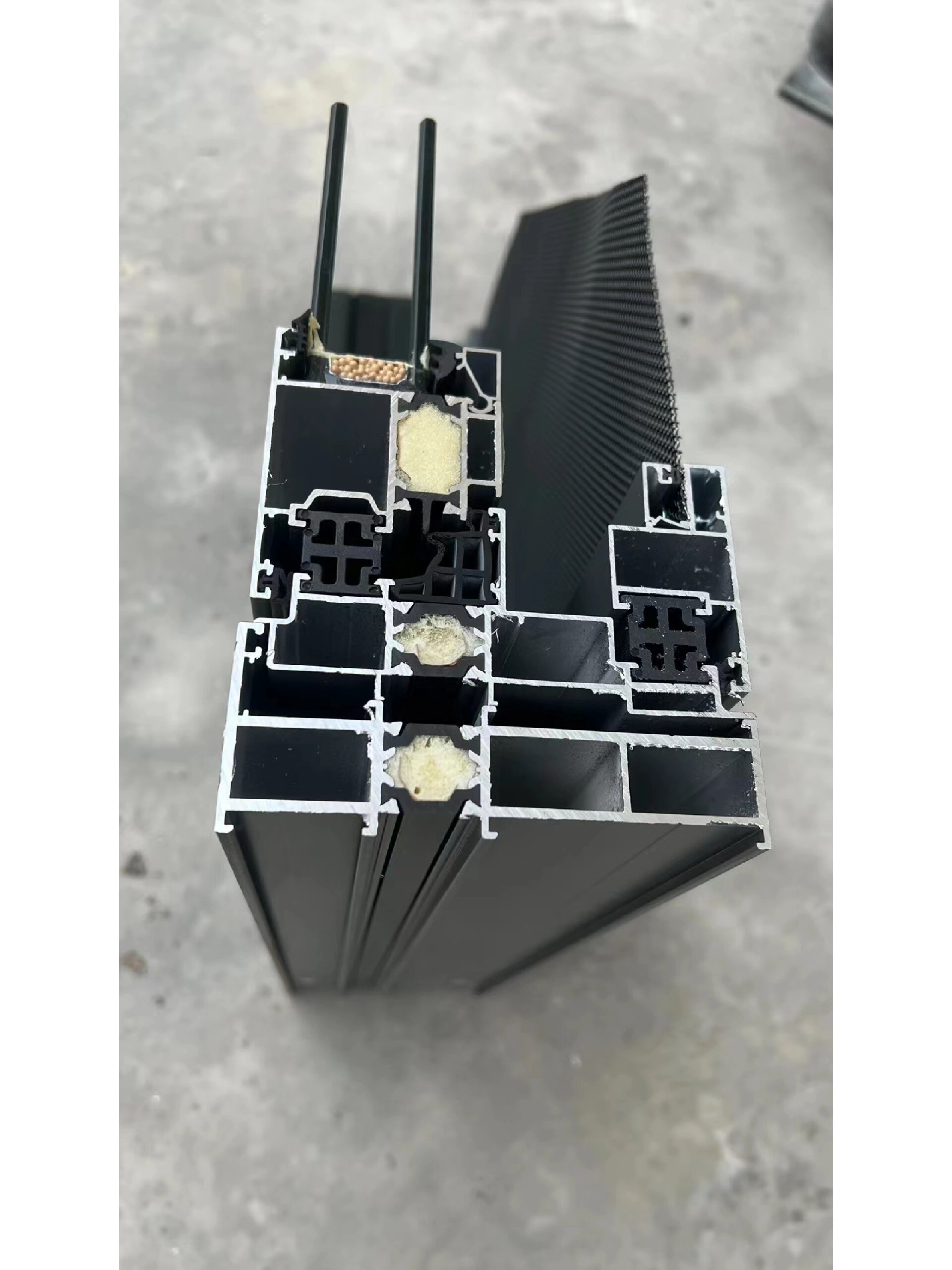 断桥铝型材